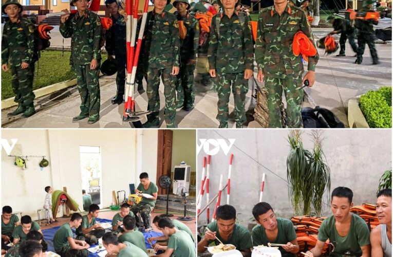 Hình ảnh hàng nghìn chiến sĩ “ăn tranh thủ, ngủ khẩn trương” ở vùng lũ Bắc Ninh