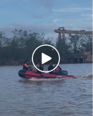 VIDEO KHONG CHE: Tìm thấy thithe người bố