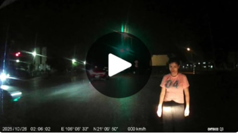 VIDEO TOÀN CẢNH : đèn xanh đỏ Canon – Quế Võ : cô gái có biểu hiện lạ