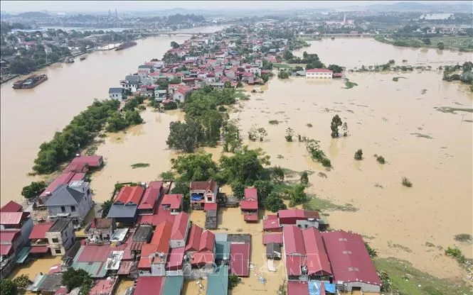 Bắc Ninh: Hơn 700 hộ dân với khoảng 2.000 nhân khẩu vẫn bị cô lập do mưa lũ
