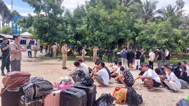 Tiếp nhận thêm 4 công dân Bắc Ninh trong đường dây lư`a đảo ở Campuchia