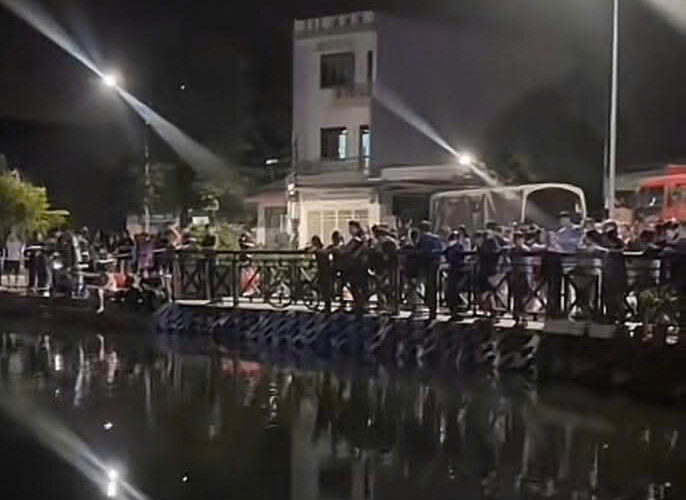 ẢNH KHONG CHE: Toàn cảnh hiện trường vụ việc tại chợ Mỹ Độ, Bắc Ninh