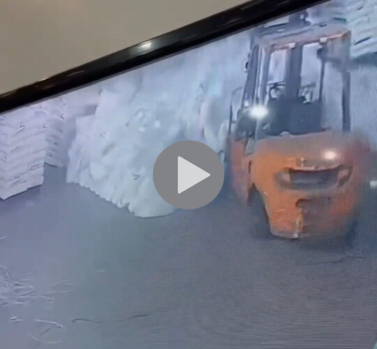 VIDEO KHONG CHE: CÂN NHẮC KHI XEM