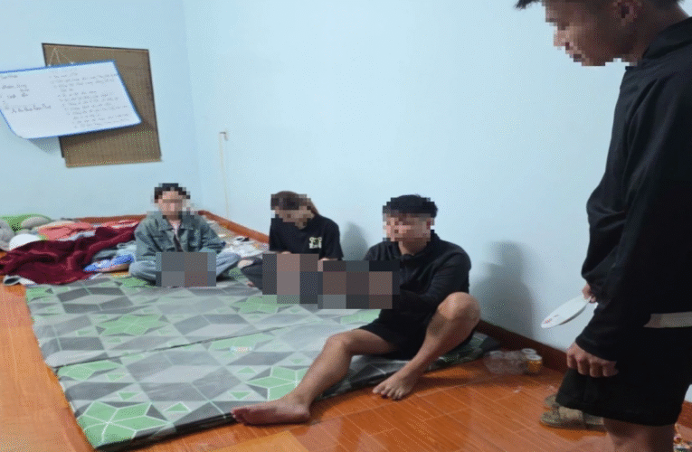 Kiểm tra khu nhà của nhóm môi giới majzam ở Bắc Ninh, 5 người dương tính maithúy