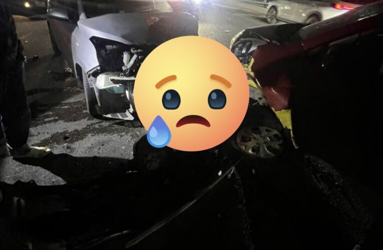 ẢNH KHONG CHE Gần KCN 2C – Yên Phong : 2 oto varcham cực mạnh