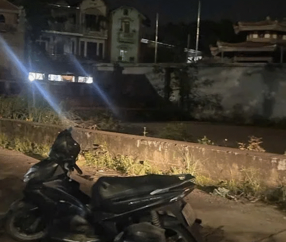 ẢNH KHONG CHE: Toàn cảnh hiện trường tại Bất Lự, Hoàn Sơn, Tiên Du