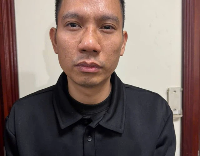 Bă’t tú ông m:ôi giơ’i mza^m ph:ục vụ quý bà ở Bắc Ninh