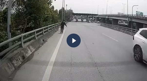 VIDEO TOÀN CẢNH: giải đáp nguyên nhân vì sao rơi 1 tỷ trên đường